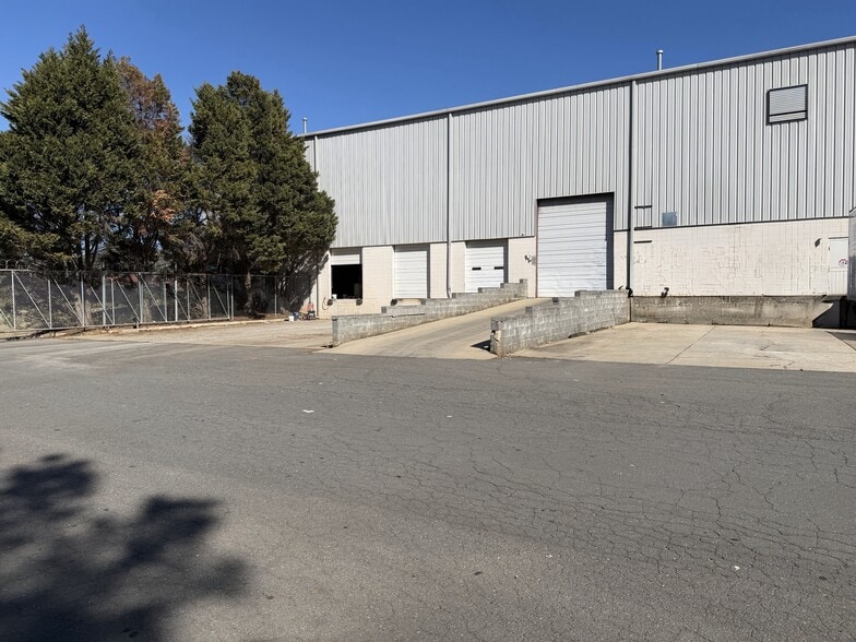 More Photos Of 9057 Northfield Dr, Fort Mill Manufacturing For Lease