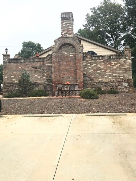 More Photos Of 3509 Old Battleground Rd, Greensboro Freestanding For Sale