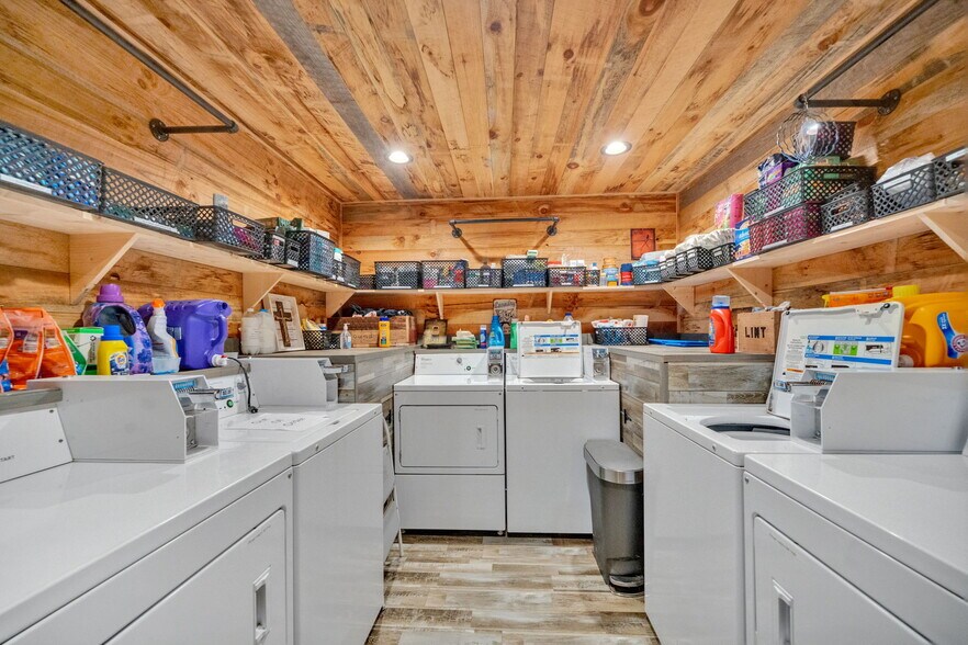 More Photos Of 5340 US-321, Butler Specialty For Sale