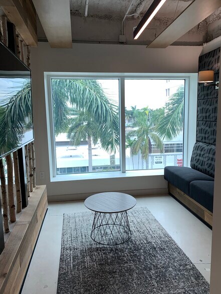 More Photos Of 820 W 41st St, Miami Beach Coworking Space