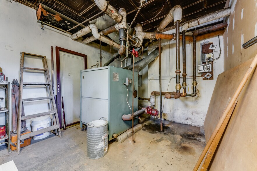 More Photos Of 1266 National Pike, Hopwood Apartments For Sale