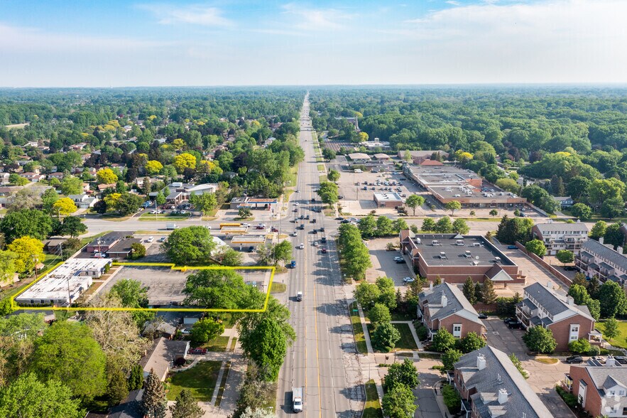 More Photos Of 16975-16991 Farmington Rd, Livonia Medical For Lease