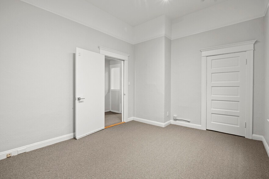 More Photos Of 1736 Divisadero St, San Francisco Storefront Retail Office For Lease