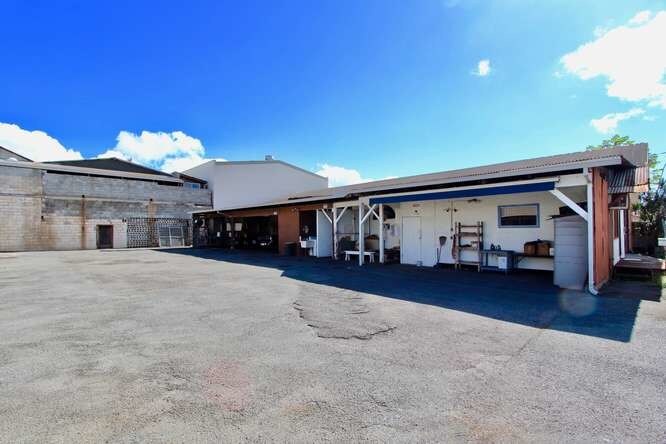 More Photos Of 1724 Hoe St, Honolulu Warehouse For Sale