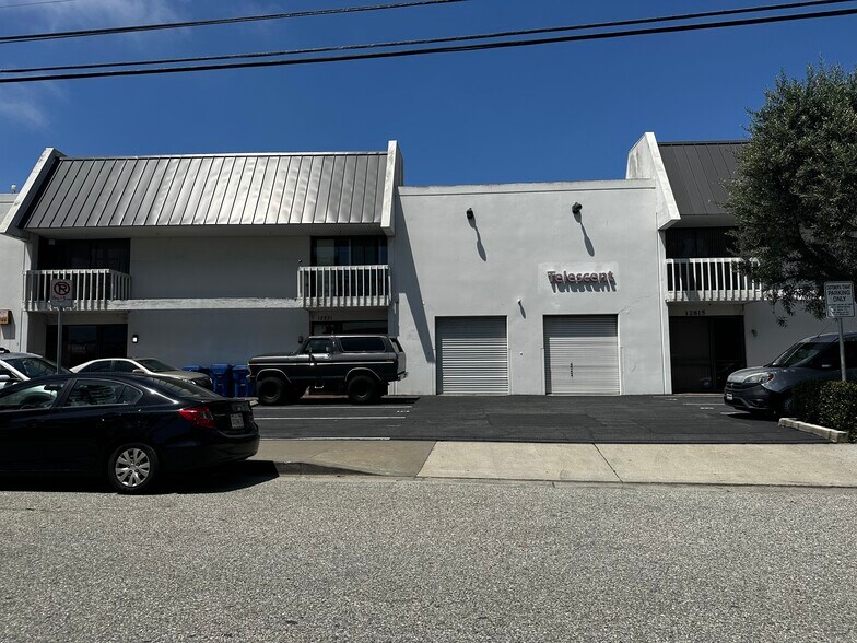 Primary Photo Of 12811-12825 Coral Tree Pl, Los Angeles Warehouse For Lease