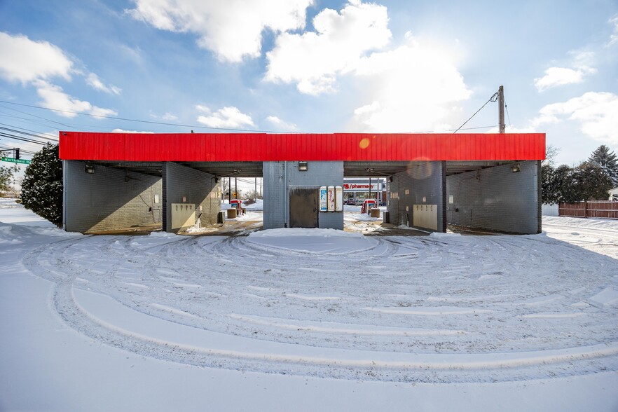 More Photos Of 10408 Northfield Rd, Northfield Carwash For Sale