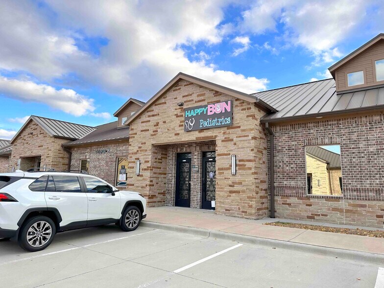 More Photos Of 1400 N Coit Rd, McKinney Unknown For Lease