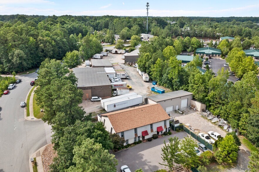 More Photos Of 2701 Rowland Rd, Raleigh Office For Lease