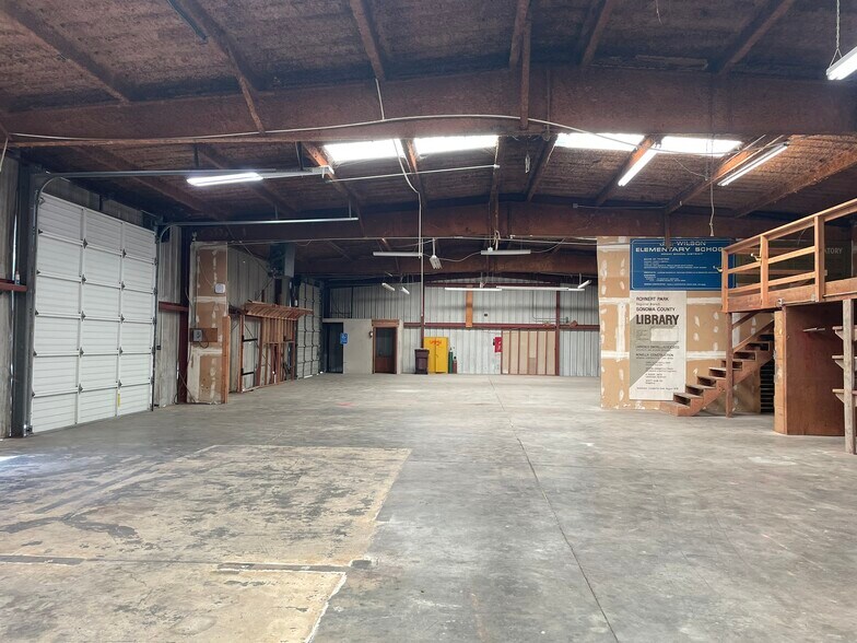 More Photos Of 887 Sebastopol Rd, Santa Rosa Warehouse For Lease