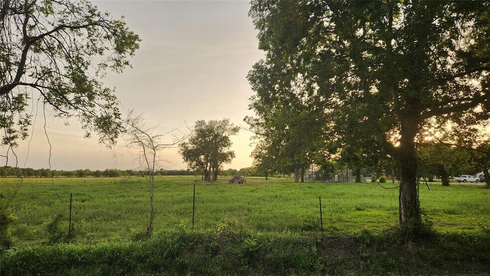 More Photos Of 0 Adlong School Rd, Crosby Land For Sale