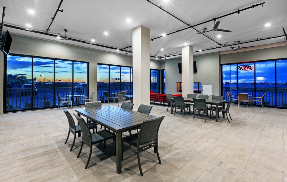 More Photos Of 6107 Justice Ave, Lubbock Hotel For Lease