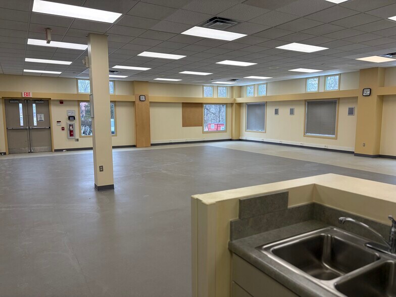 More Photos Of 81 Robinson St, Pottstown Medical For Lease