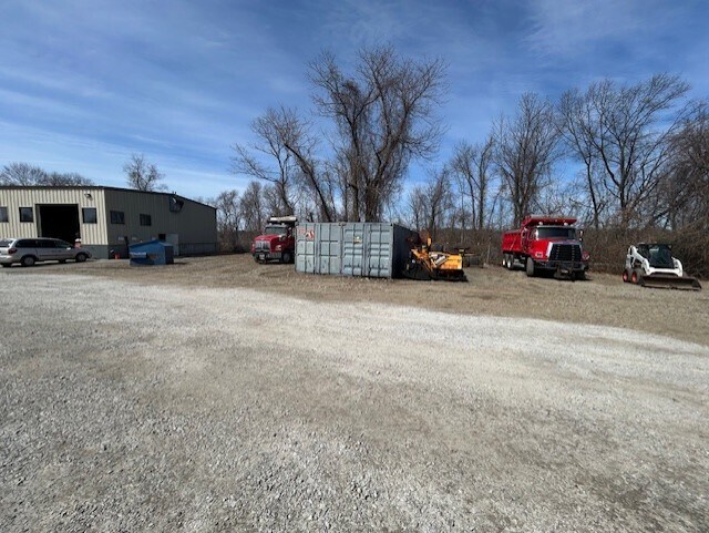 More Photos Of 38 Middlesex Park, Lowell Distribution For Lease