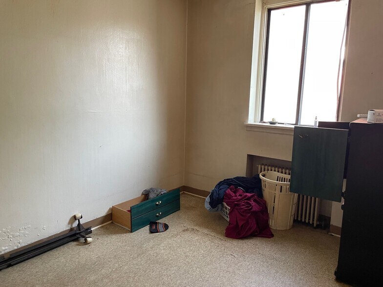 More Photos Of 1115 6th Ave, Beaver Falls Apartments For Sale