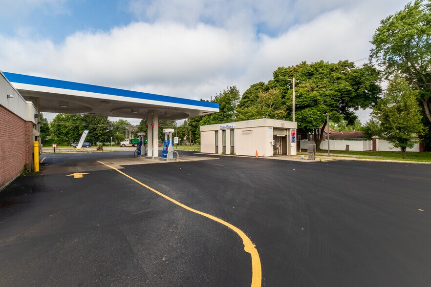 More Photos Of 459 Division St, North Tonawanda Convenience Store For Sale
