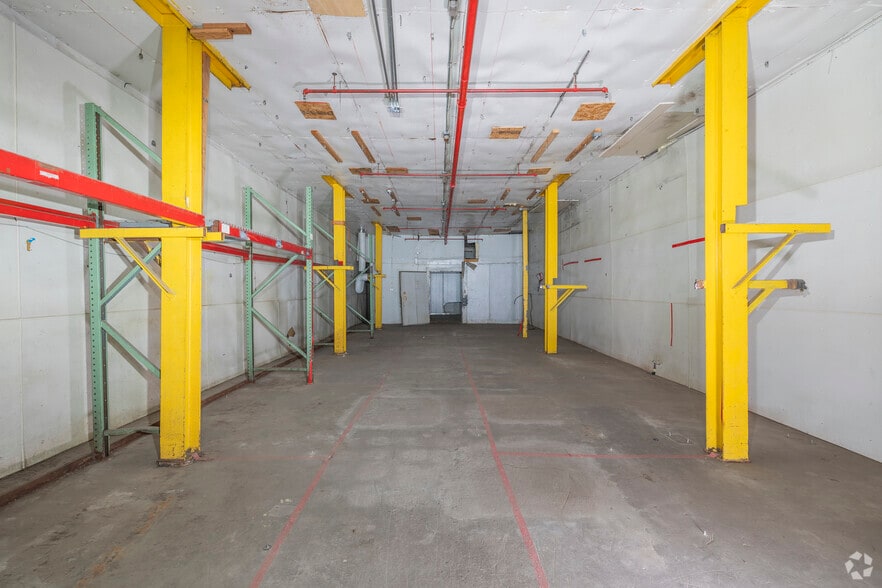More Photos Of 962-972 87th Ave, Oakland Manufacturing For Lease