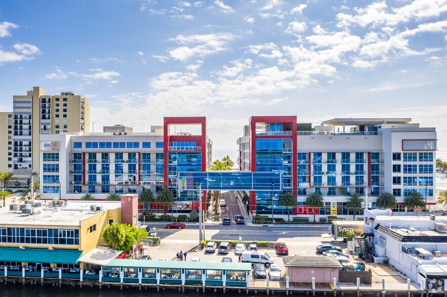 More Photos Of 777 N Ocean Dr, Hollywood Hotel For Sale