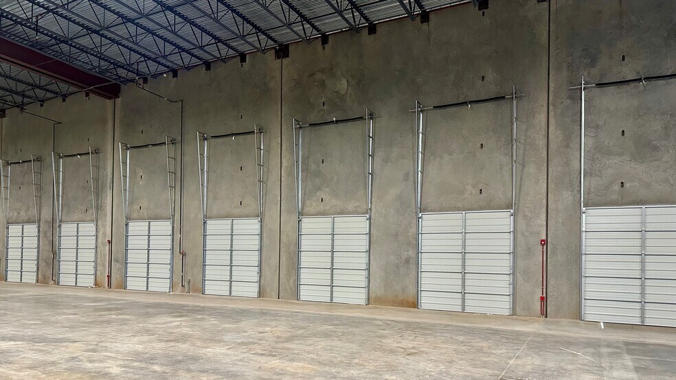 More Photos Of 1895 Remington Trl, Huntsville Manufacturing For Lease