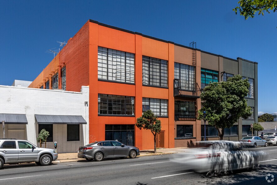 More Photos Of 700-740 13th St, San Diego Loft Creative Space For Lease