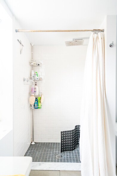 More Photos Of 121 Montgomery St, Newburgh Apartments For Sale