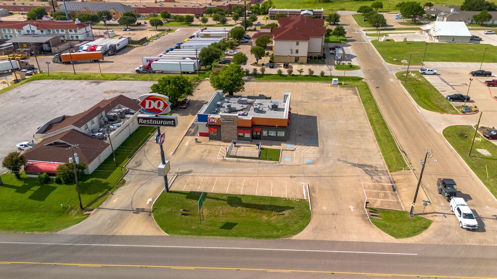 More Photos Of 1509 Corsicana Hwy, Hillsboro Fast Food For Sale