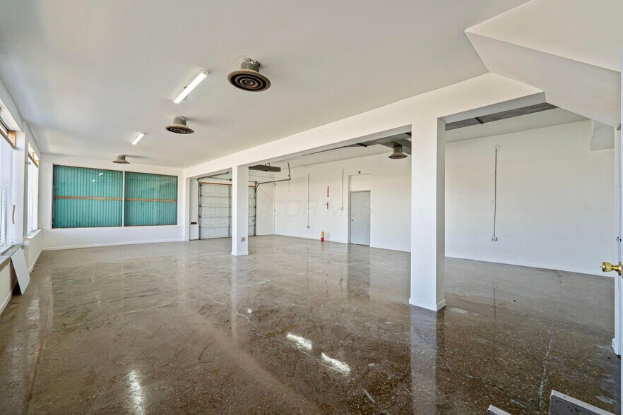 More Photos Of 3895-3905 Sullivant Ave, Columbus Freestanding For Lease