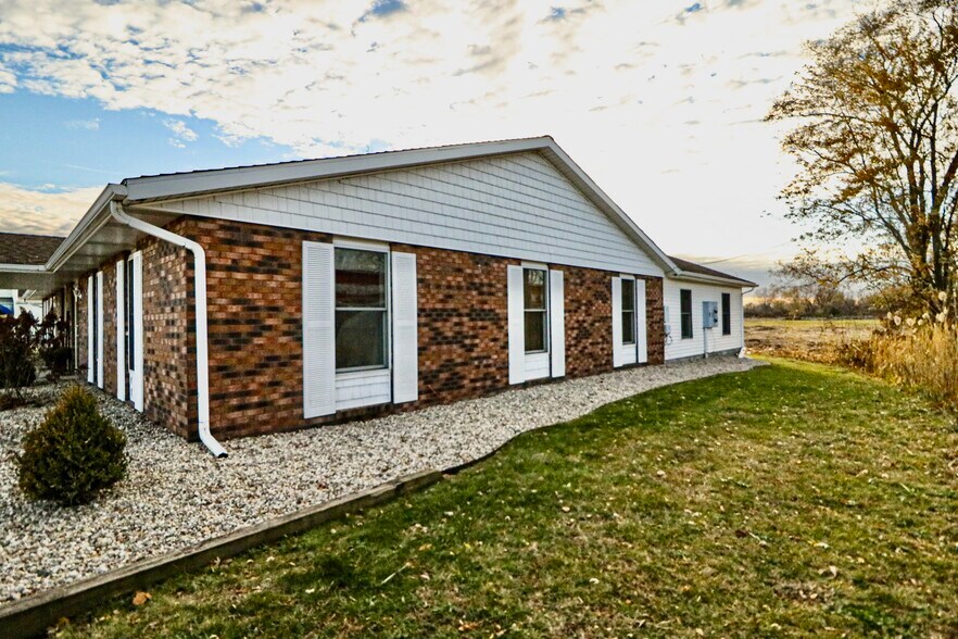 More Photos Of 4121 S Franklin St, Michigan City Office For Sale