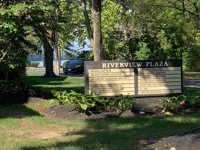 More Photos Of 33 S Delaware Ave, Yardley Office Residential For Lease