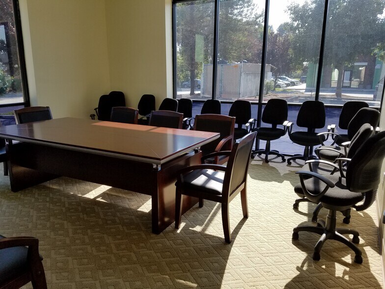 More Photos Of 2092 Concourse Dr, San Jose General Retail For Lease