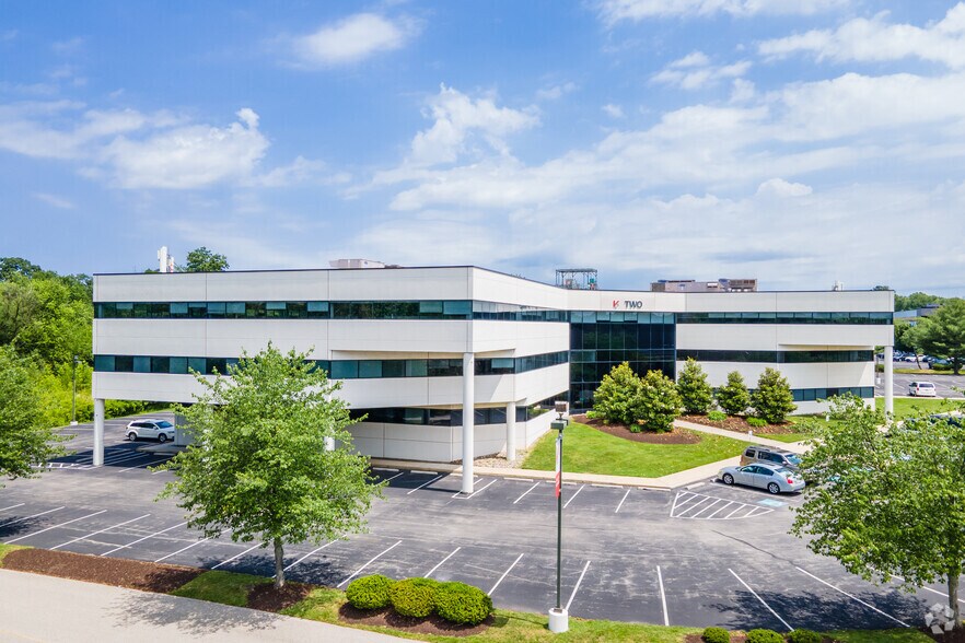 More Photos Of 512 Township Line Rd, Blue Bell Office For Lease