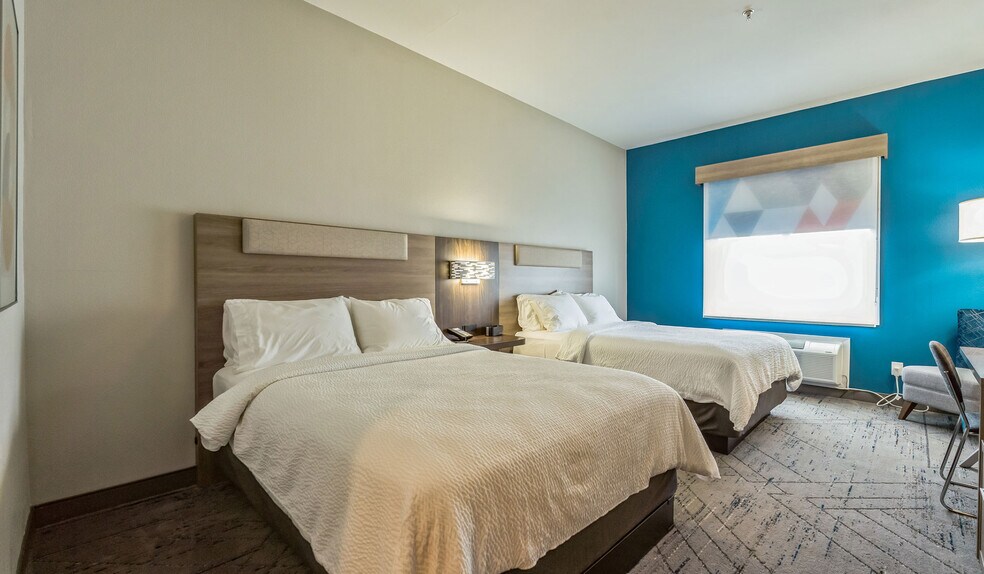 More Photos Of 46300 Interstate 10, Winnie Hotel For Sale