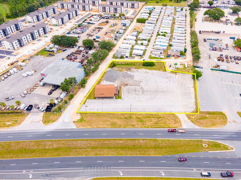 More Photos Of 17720 US Highway 27, Clermont Warehouse For Lease