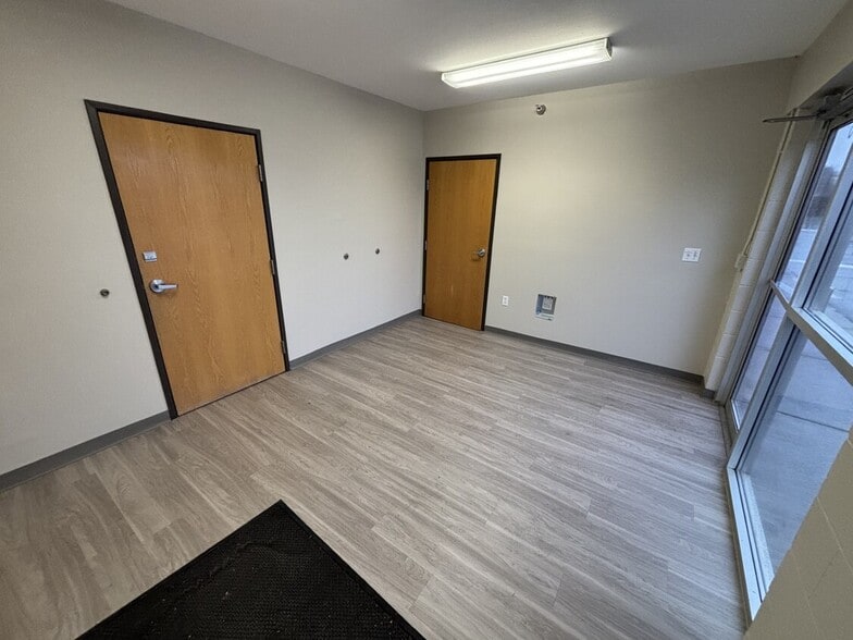 More Photos Of 1414 SE 18th Ave, Hillsboro Warehouse For Lease