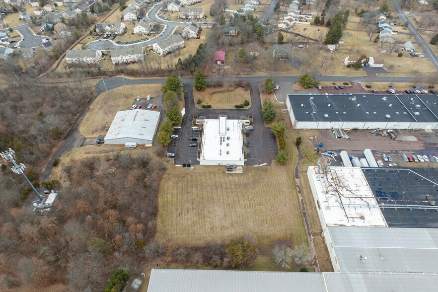More Photos Of 220 Stahl Rd, Harleysville Research And Development For Sale