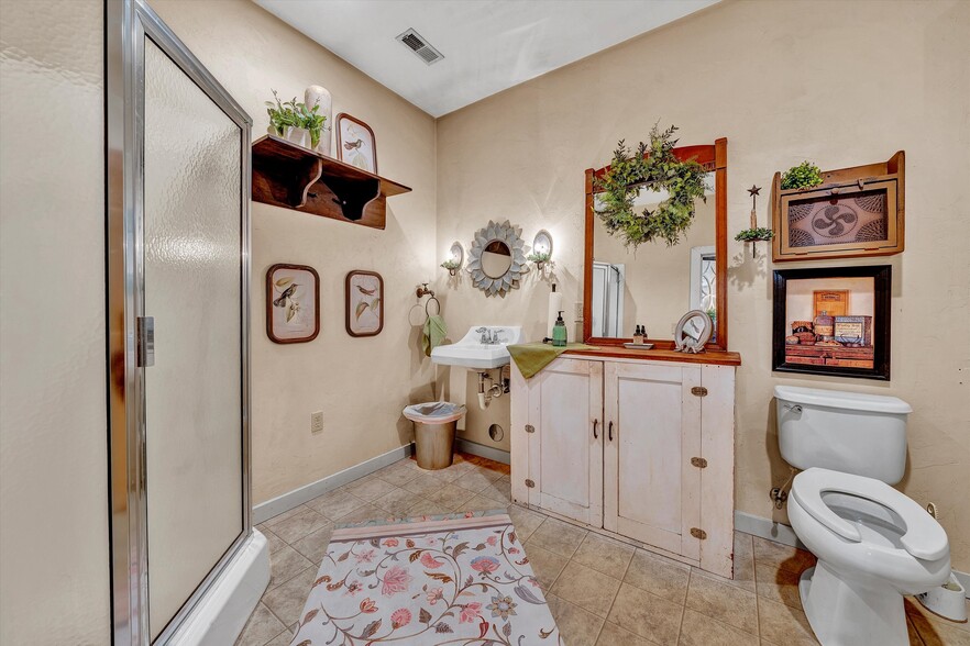 More Photos Of 2821 W Main St, Salem General Retail For Sale