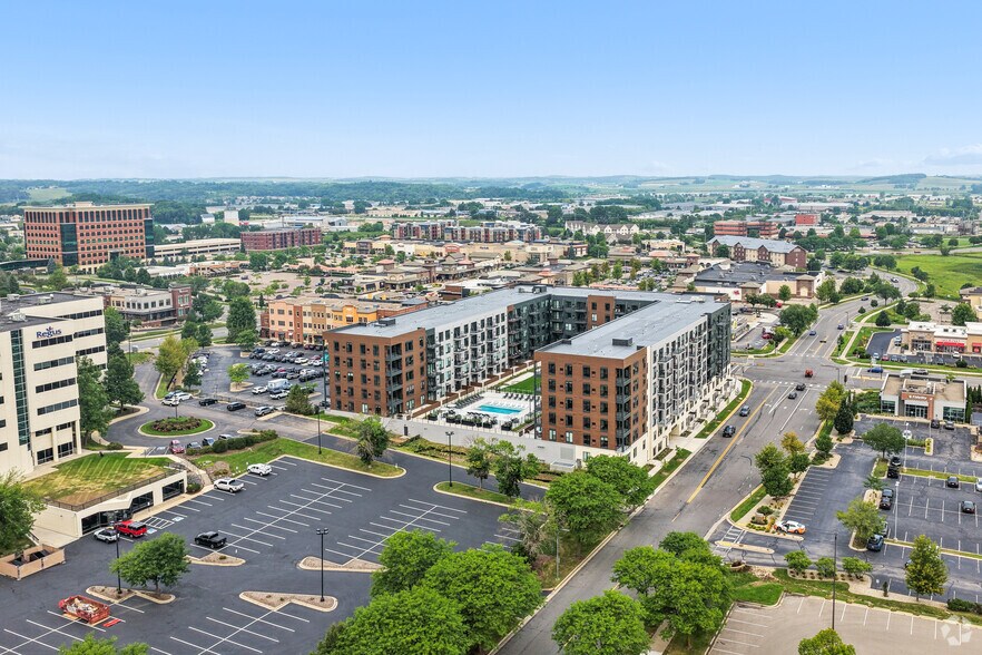 More Photos Of 8309 Greenway Blvd, Middleton Apartments For Lease