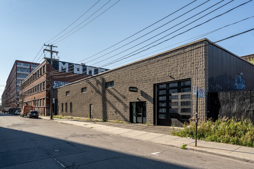 More Photos Of 5600 Av De Gaspé, Montréal Manufacturing For Sale