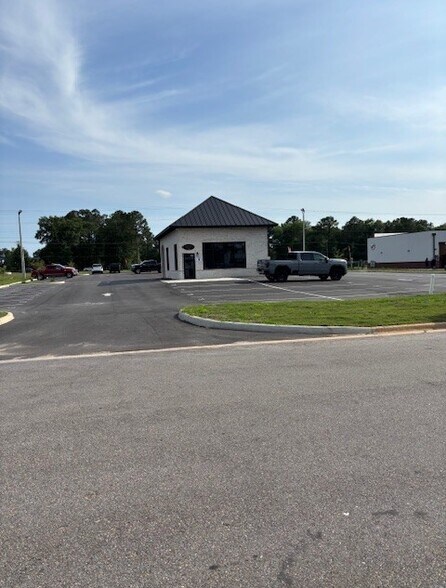 More Photos Of 205 Apple Ave, Dothan Land For Sale