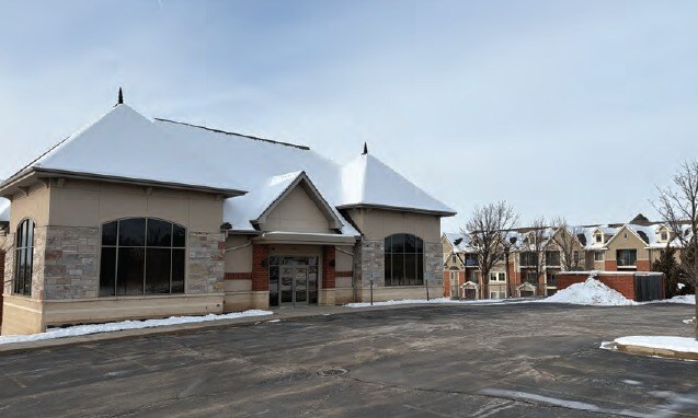 More Photos Of 17400 W Capitol Dr, Brookfield Office For Sale
