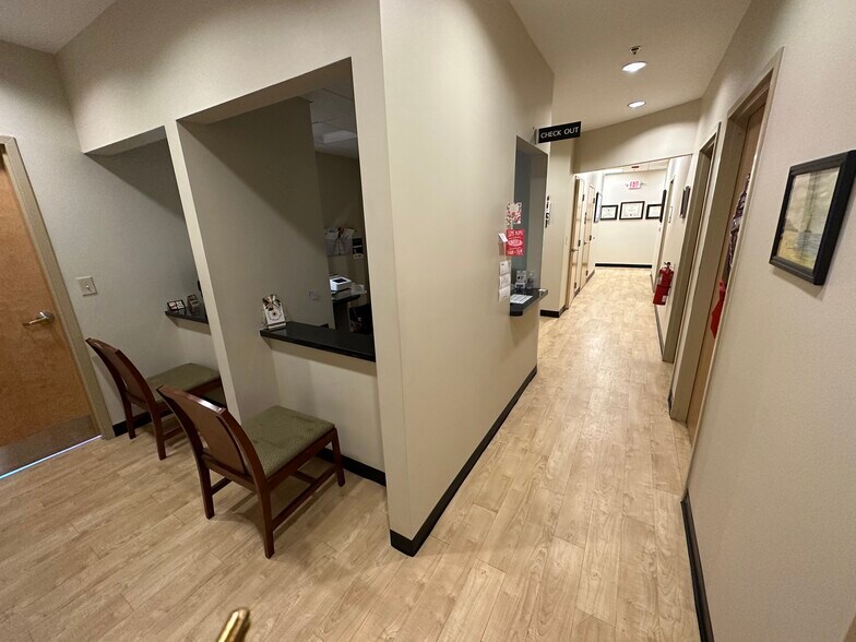 More Photos Of 3320 Old Jefferson Rd, Athens Office For Sale