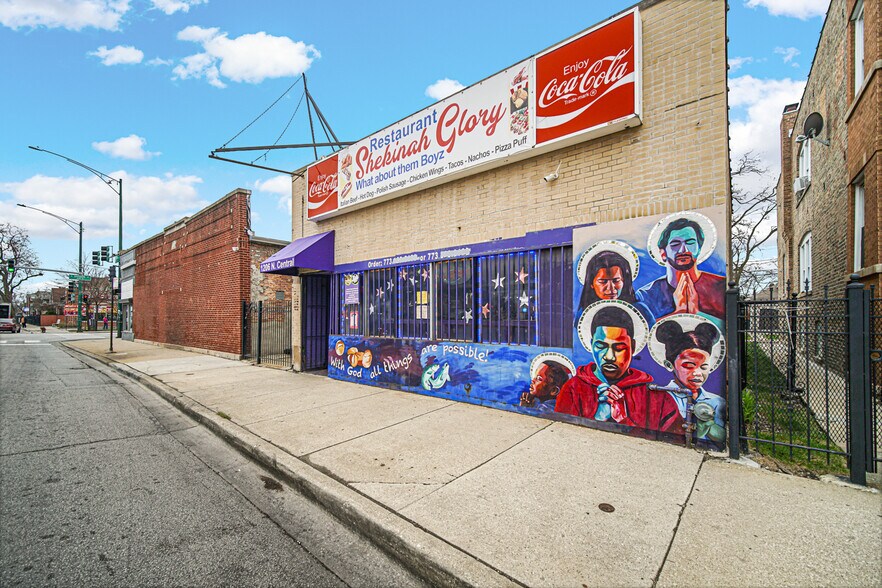 More Photos Of 5600-5612 W Division St, Chicago Storefront For Sale