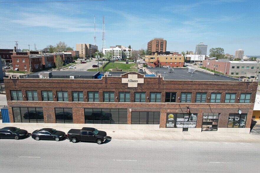 More Photos Of 2566 Leavenworth St, Omaha Storefront Retail Office For Sale