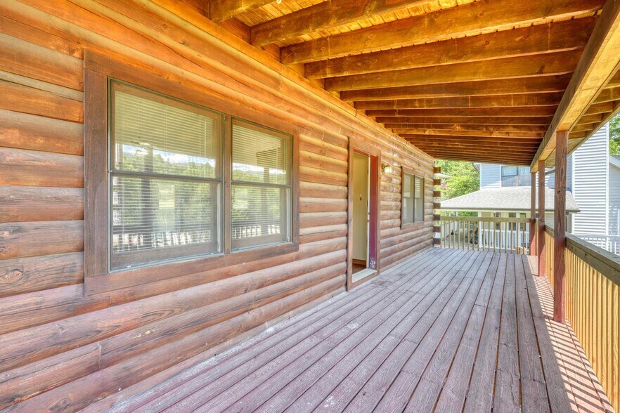 More Photos Of 23 & 60 Greenbriar Hwy, Blairsville Office For Sale