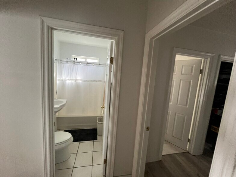 More Photos Of 10825 Silicon Ave, Montclair Service For Sale