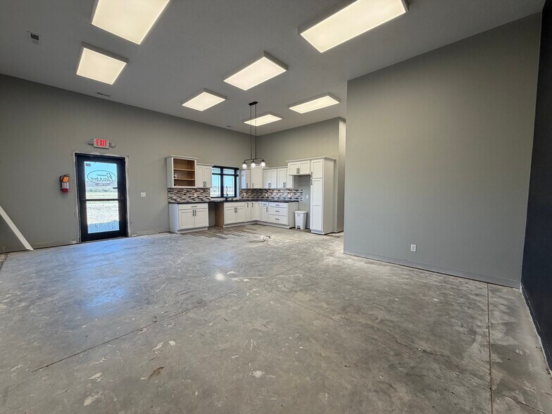 More Photos Of 501 Prosperity Way, North Sioux City Industrial For Sale