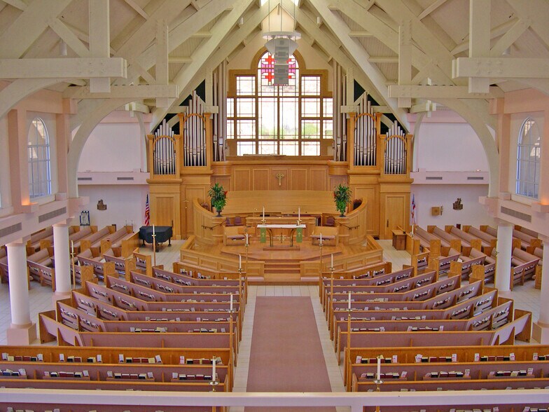 More Photos Of 47535 Highway 74, Palm Desert Religious Facility For Lease