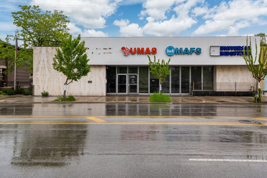 More Photos Of 7541 N Western Ave, Chicago Office For Sale