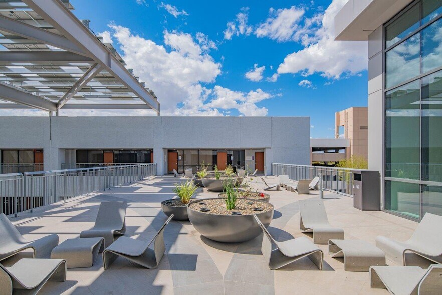 More Photos Of 1520 S Dobson Rd, Mesa Medical For Lease