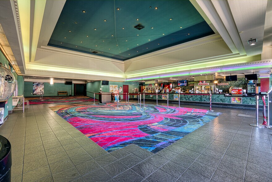 More Photos Of 52 Soda Bay Rd, Lakeport Movie Theatre For Sale