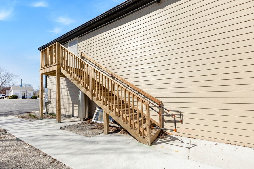 More Photos Of 316 N Main St, Columbia Storefront Retail Office For Sale